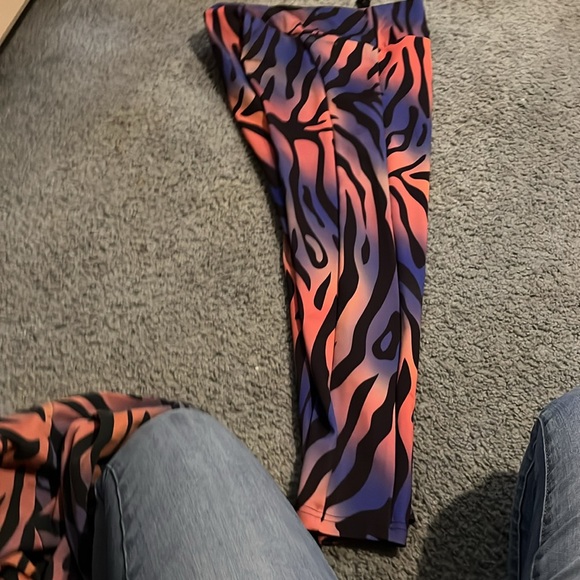 Adidas tie-dye zebra set - Picture 4 of 4